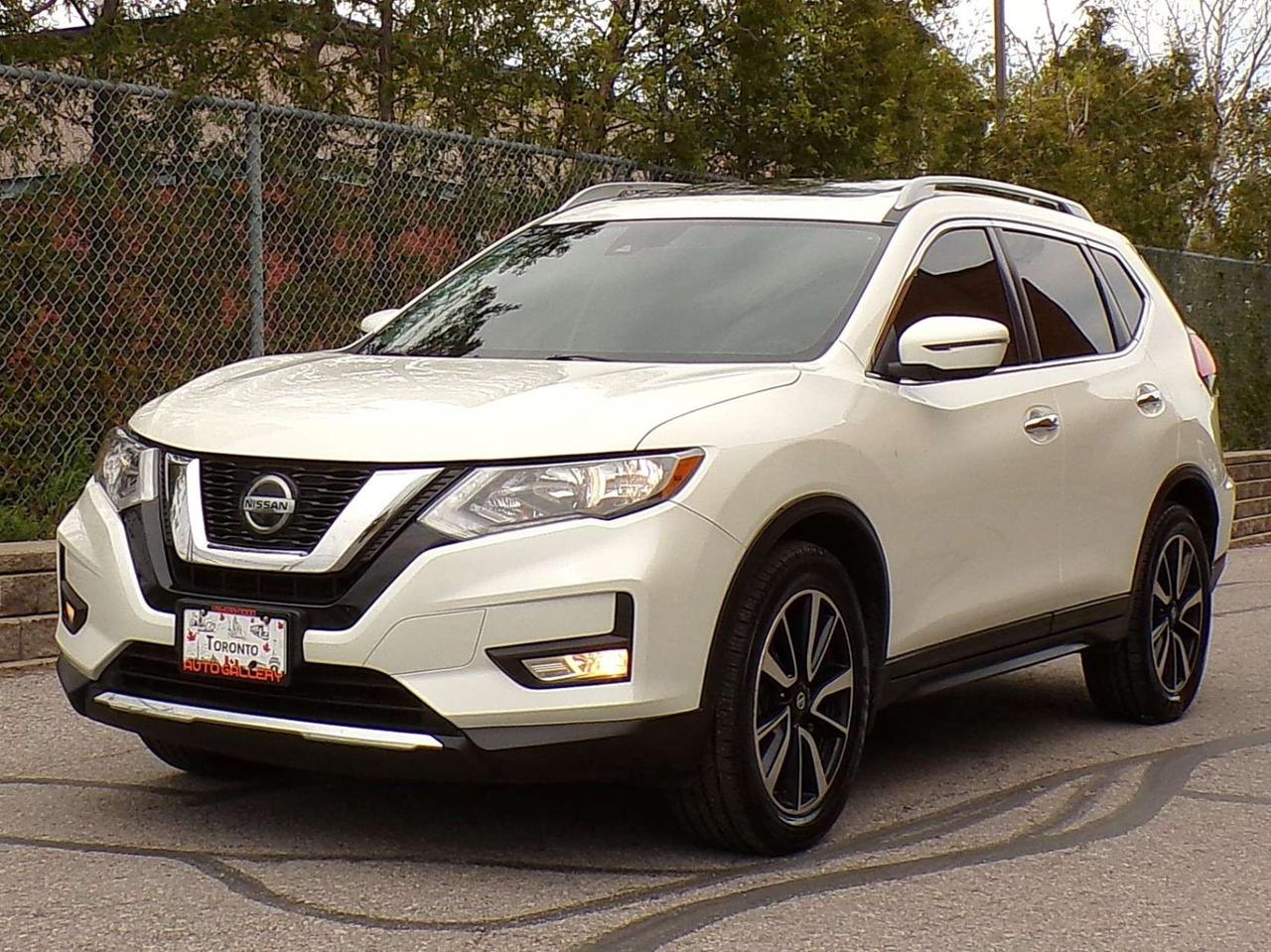 2019 Nissan Rogue SV AWD BSW LDW CTA CAMERA PANO ROOF APPLE CARPLAY B.T. Photo