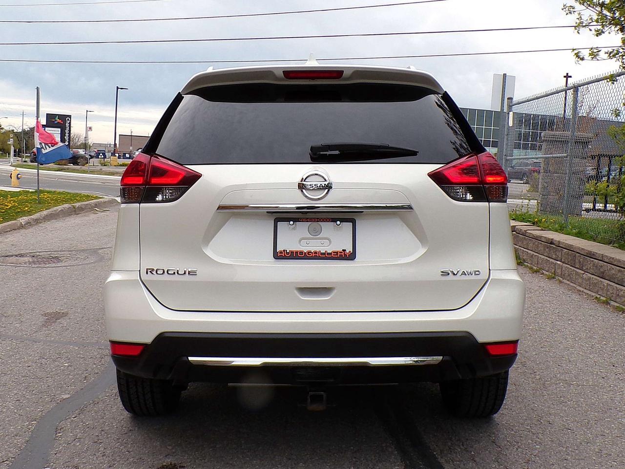 2019 Nissan Rogue SV AWD BSW LDW CTA CAMERA PANO ROOF APPLE CARPLAY B.T. Photo