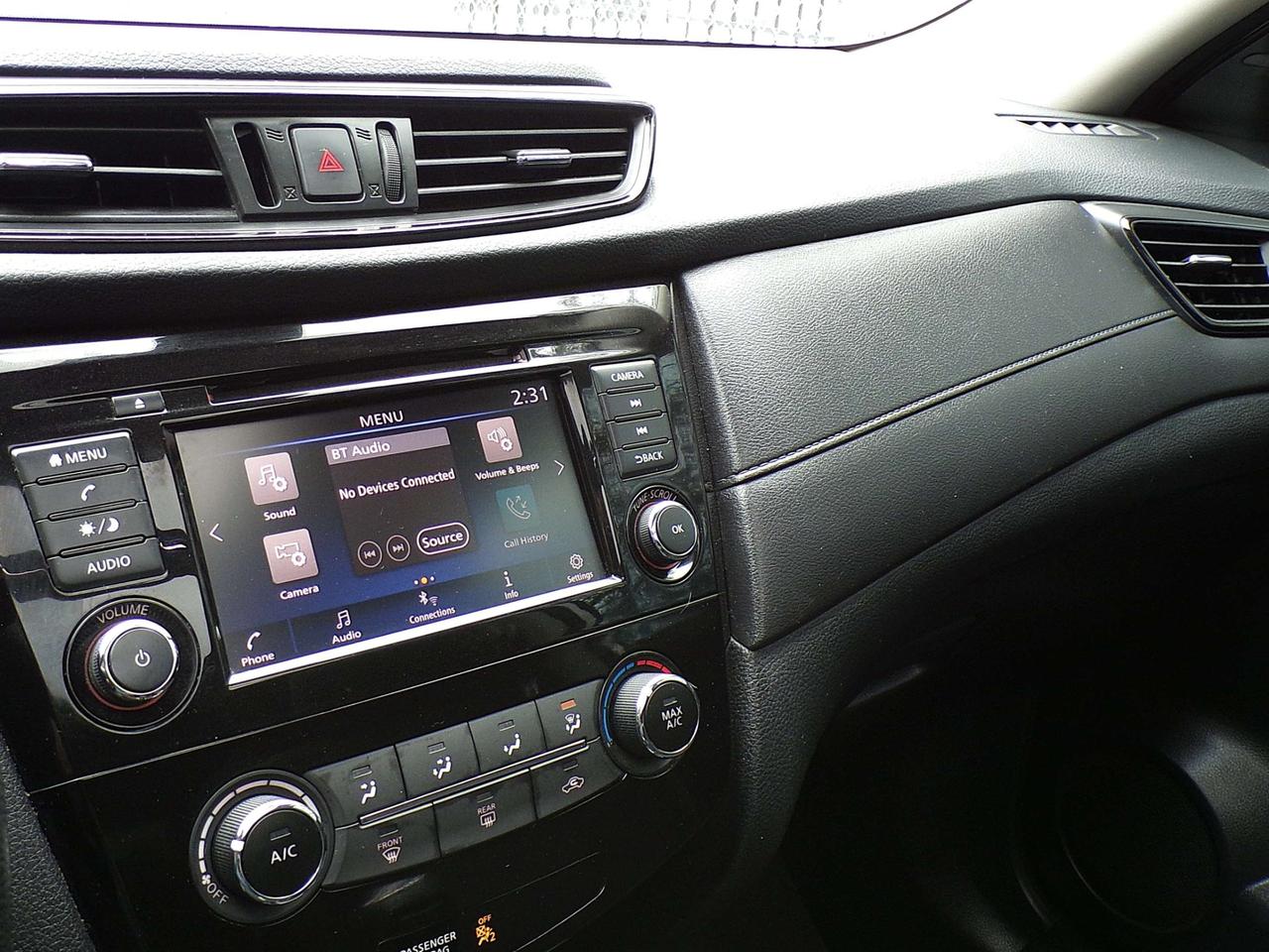 2019 Nissan Rogue SV AWD BSW LDW CTA CAMERA PANO ROOF APPLE CARPLAY B.T. Photo