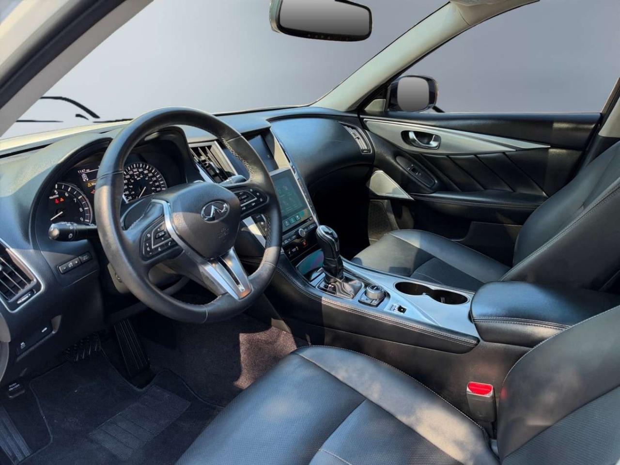 2024 Infiniti Q50 LUXE AWD *300 HP/NO ACCIDENTS/ROOF/BOSE/CARPLAY/360 CAM/DRIVER ASSIST Photo