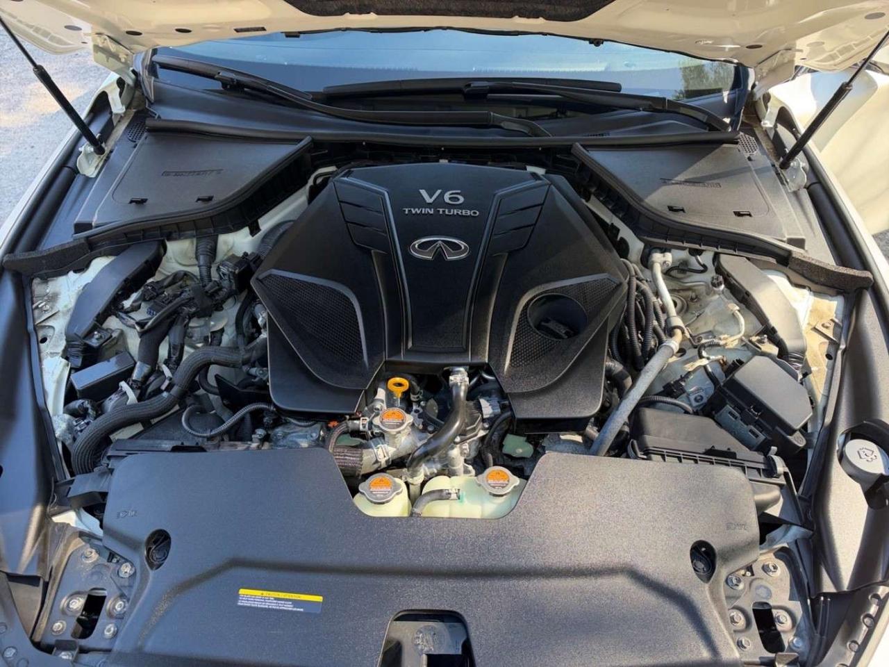 2024 Infiniti Q50 LUXE AWD *300 HP/NO ACCIDENTS/ROOF/BOSE/CARPLAY/360 CAM/DRIVER ASSIST Photo