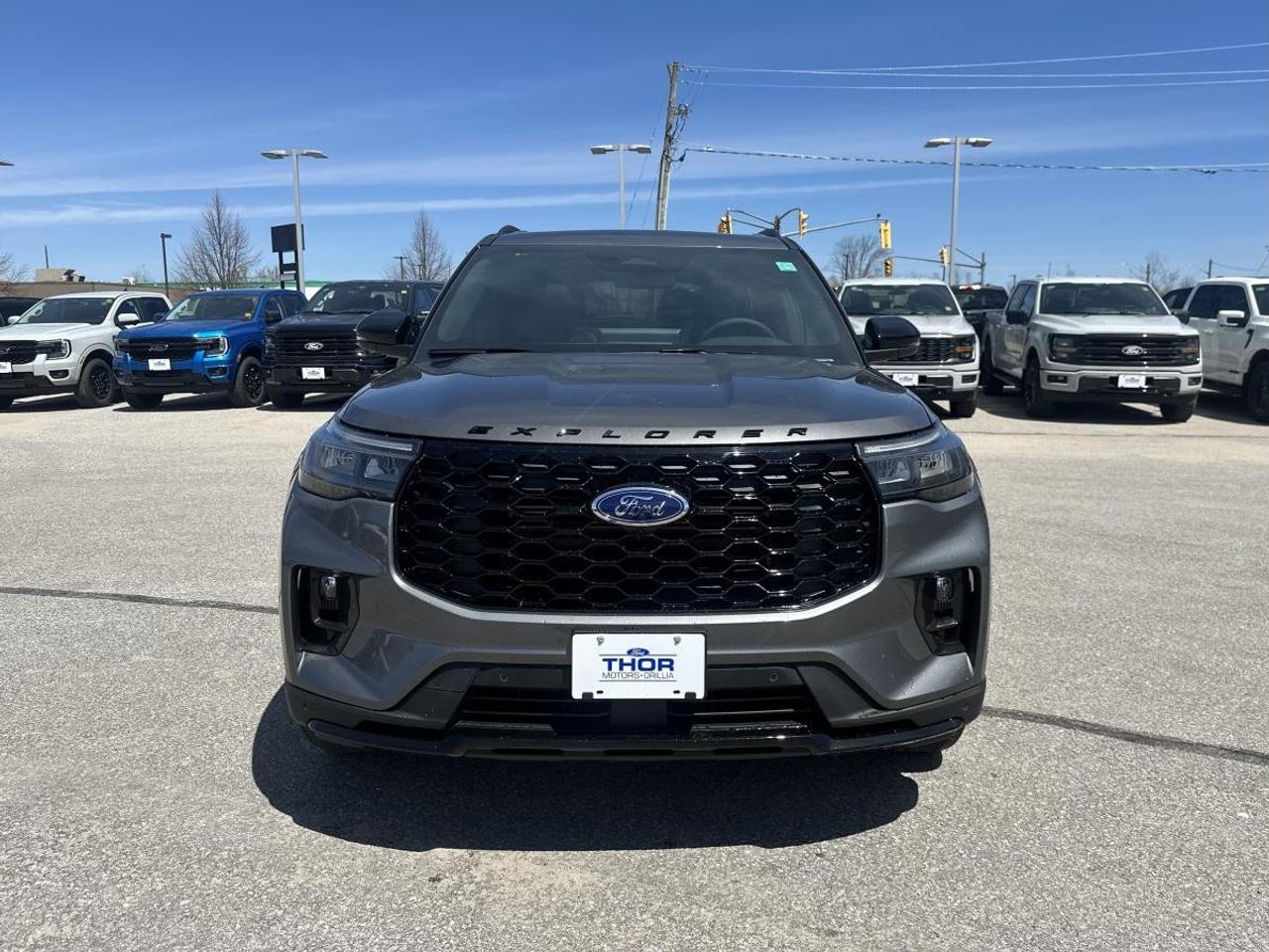 2026 Ford Explorer ST-Line 4WD Photo1