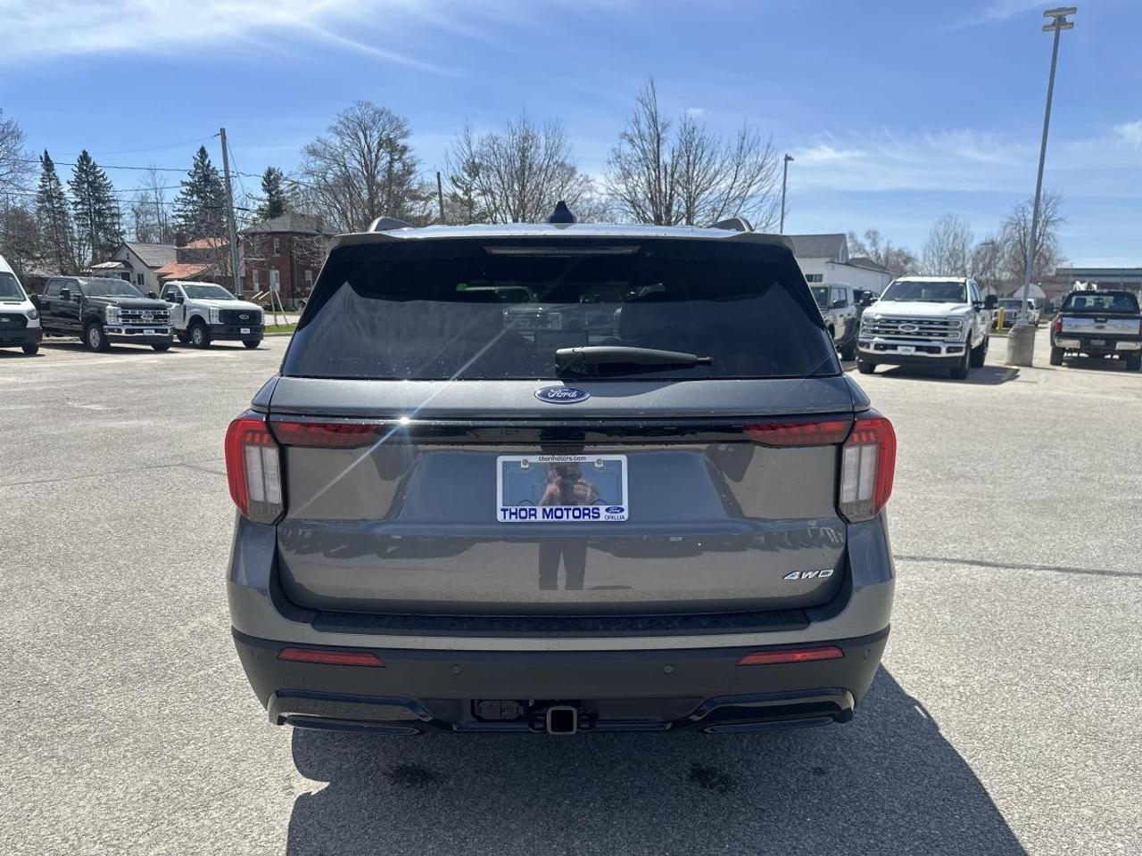 2026 Ford Explorer ST-Line 4WD Photo