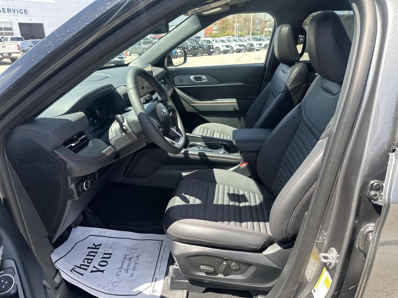 2026 Ford Explorer ST-Line 4WD Photo