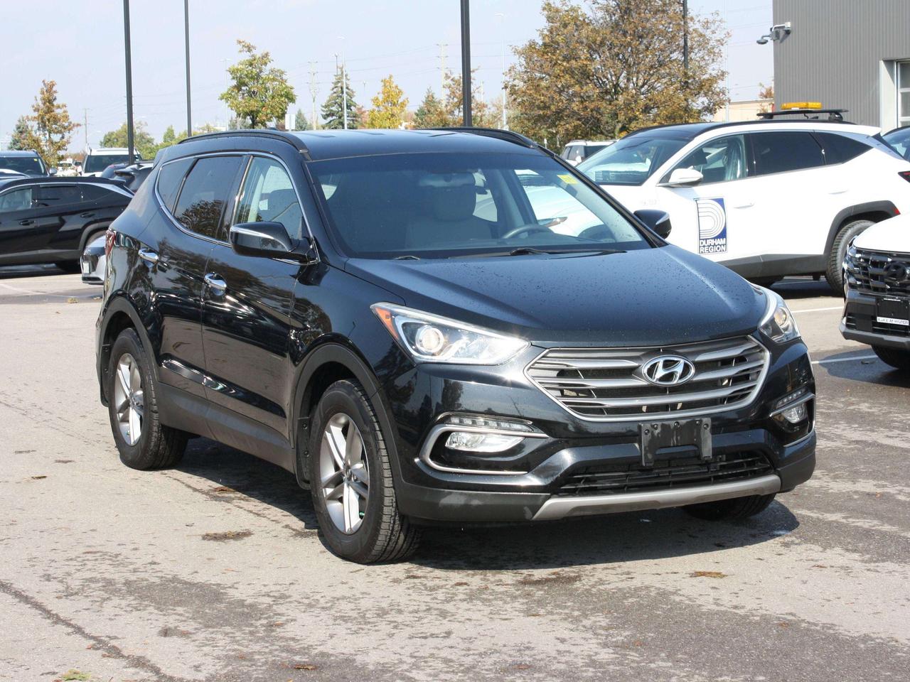 2017 Hyundai Santa Fe 2.4L Photo2