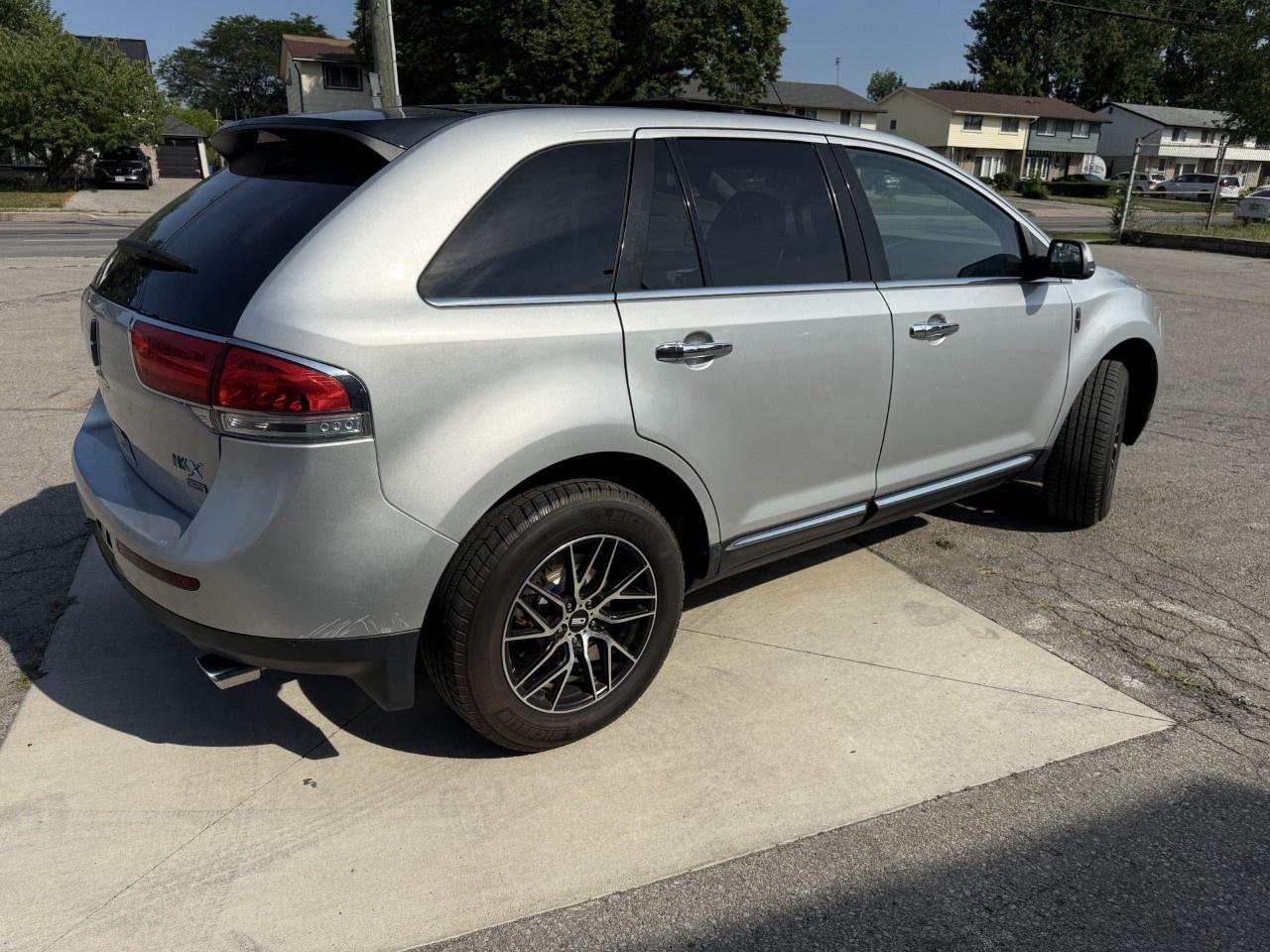 2013 Lincoln MKX AWD 4DR Photo4