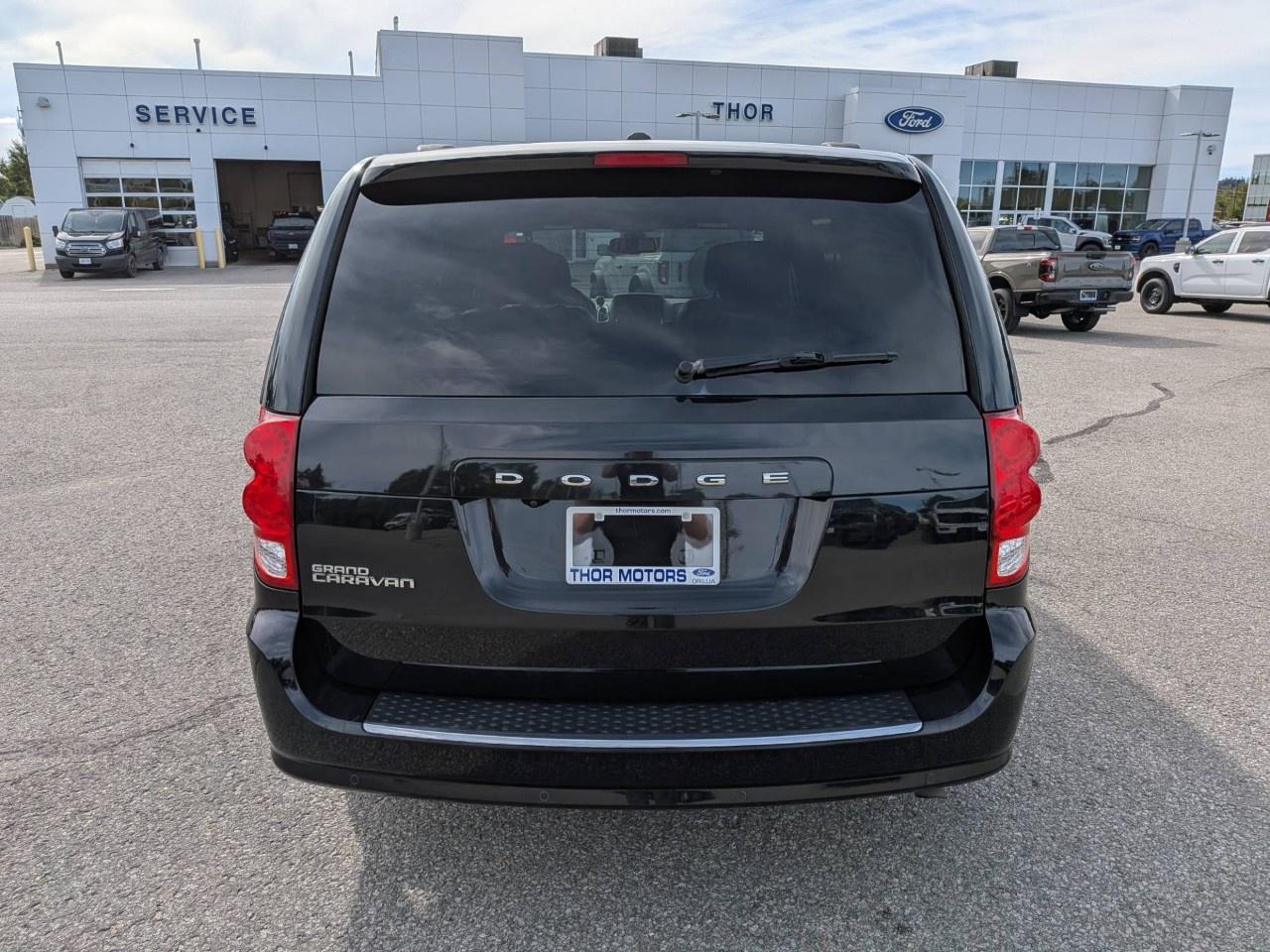 2020 Dodge Grand Caravan Premium Plus 2WD Photo