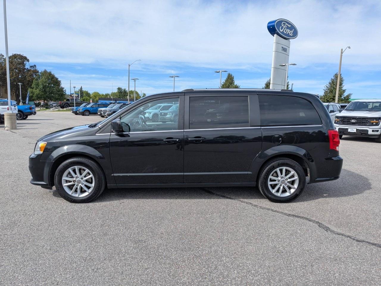 2020 Dodge Grand Caravan Premium Plus 2WD Photo