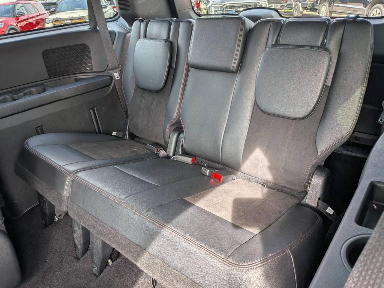 2020 Dodge Grand Caravan Premium Plus 2WD Photo