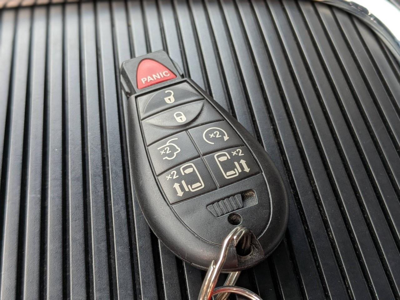2020 Dodge Grand Caravan Premium Plus 2WD Photo