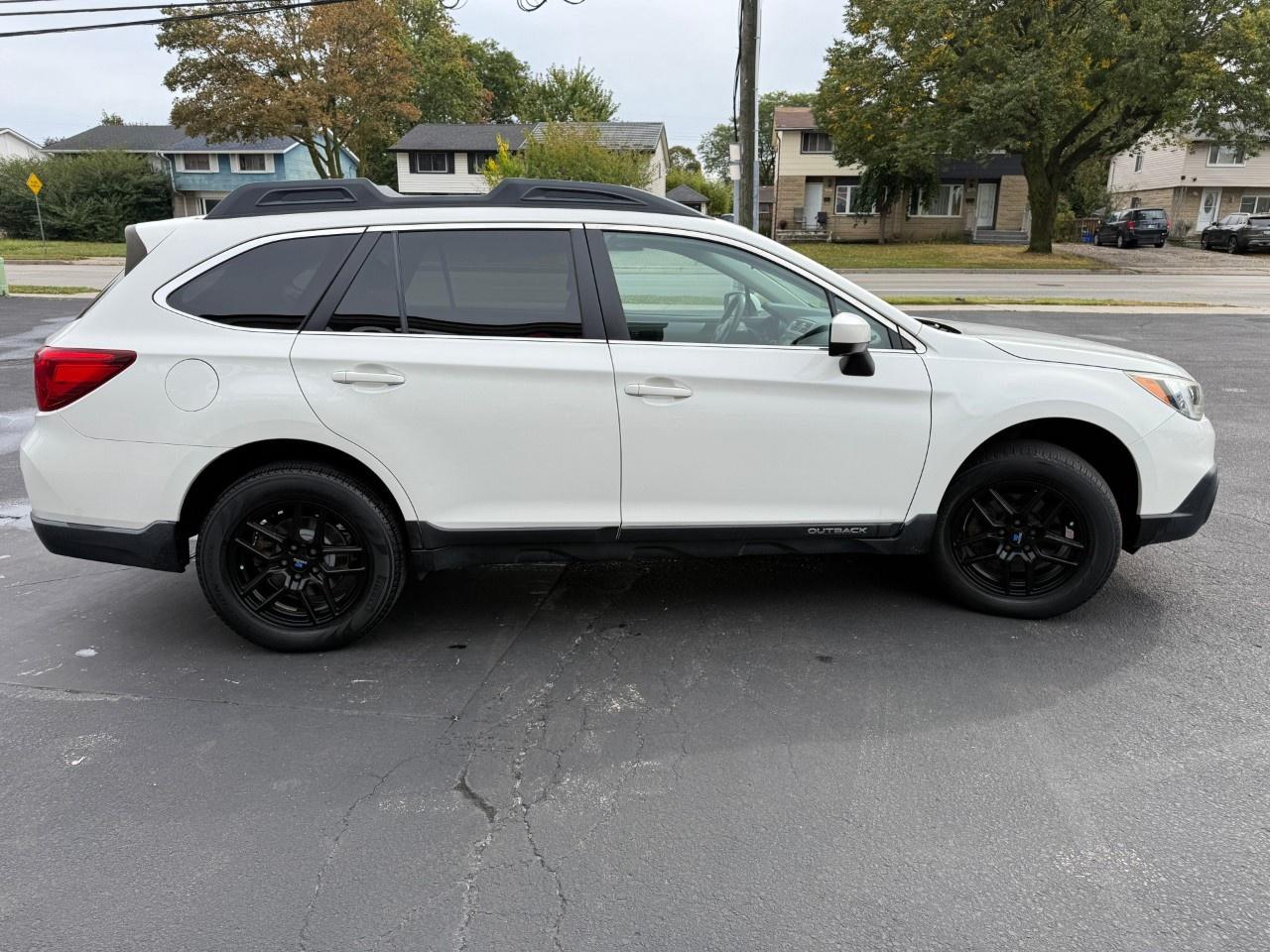 2016 Subaru Outback 5dr Wgn CVT 2.5i PZEV Photo