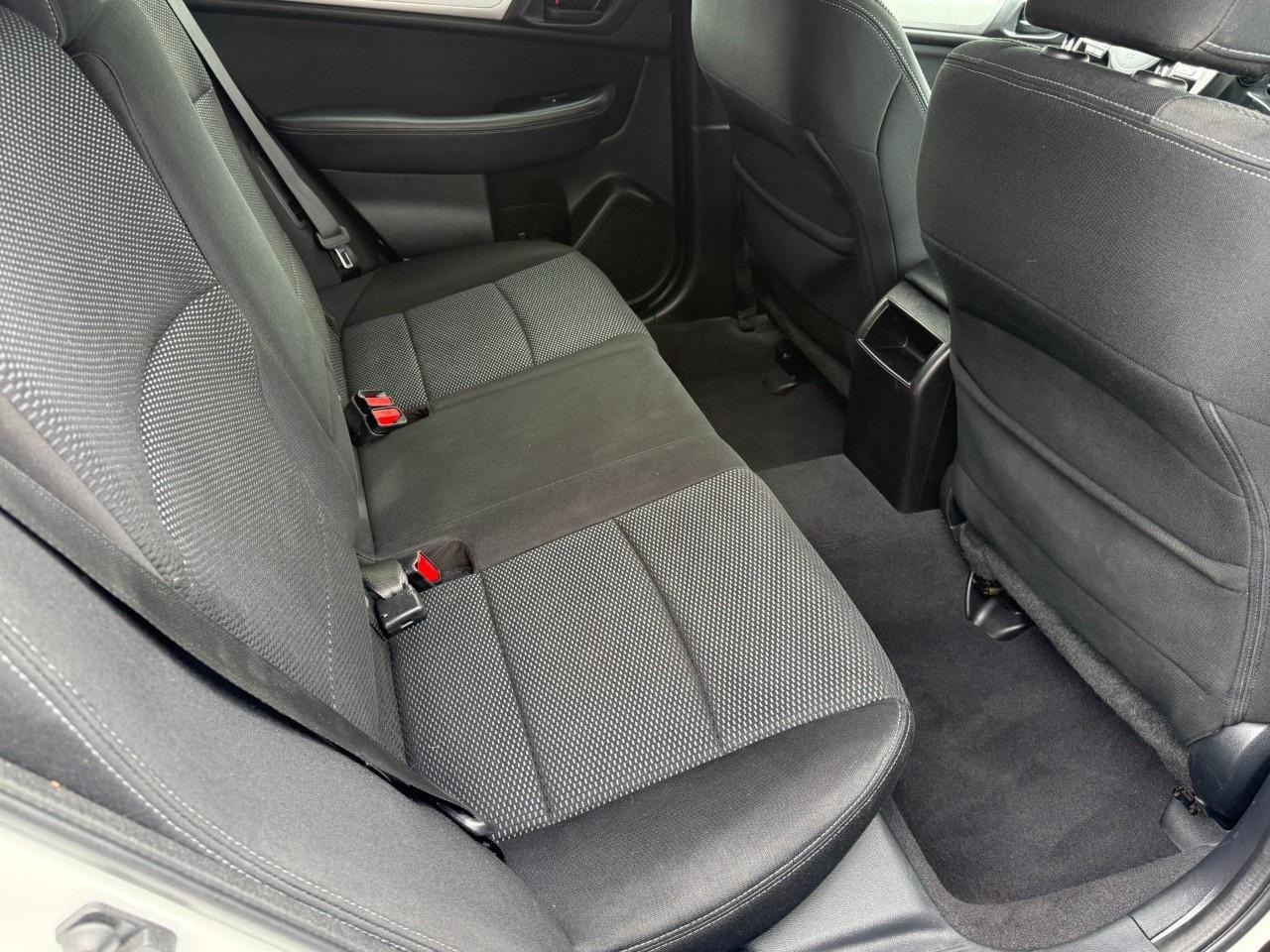 2016 Subaru Outback 5dr Wgn CVT 2.5i PZEV Photo