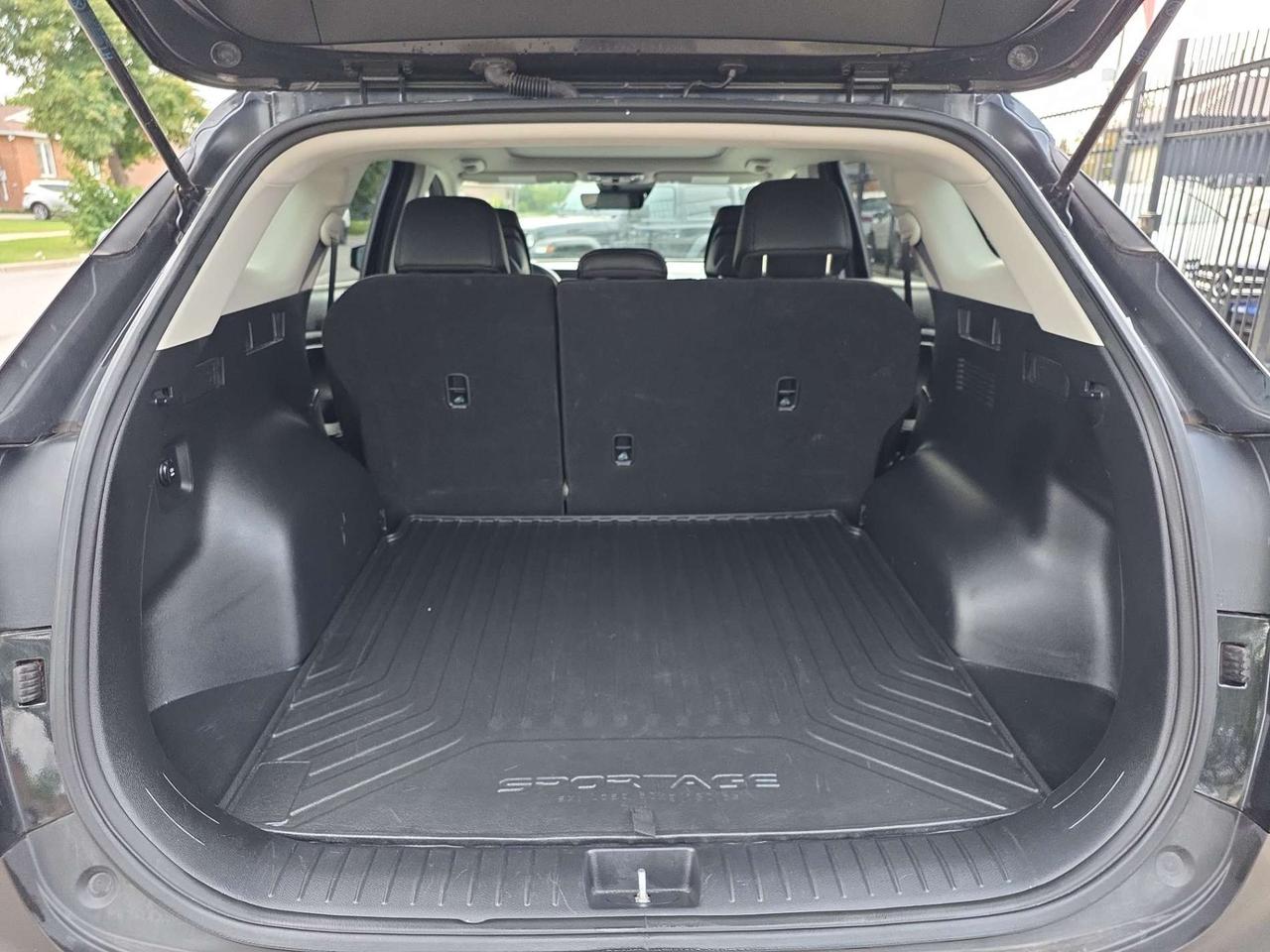 2023 Kia Sportage EX AWD * 1 OWNER / PANORAMIC ROOF / LEATHER / CAROLAY / DRIVER ASSIST Photo