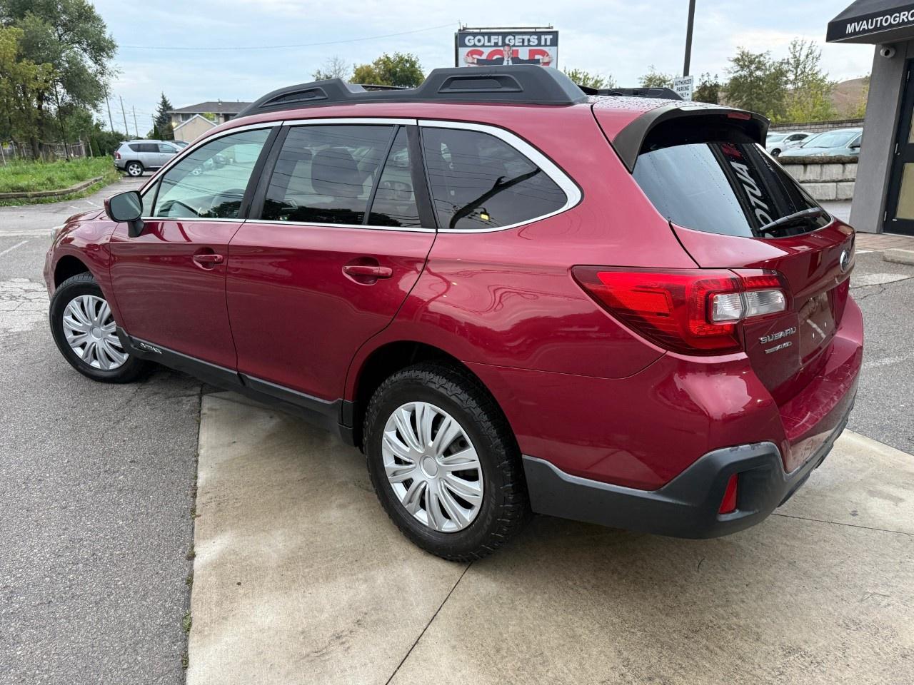2018 Subaru Outback 2.5i Photo