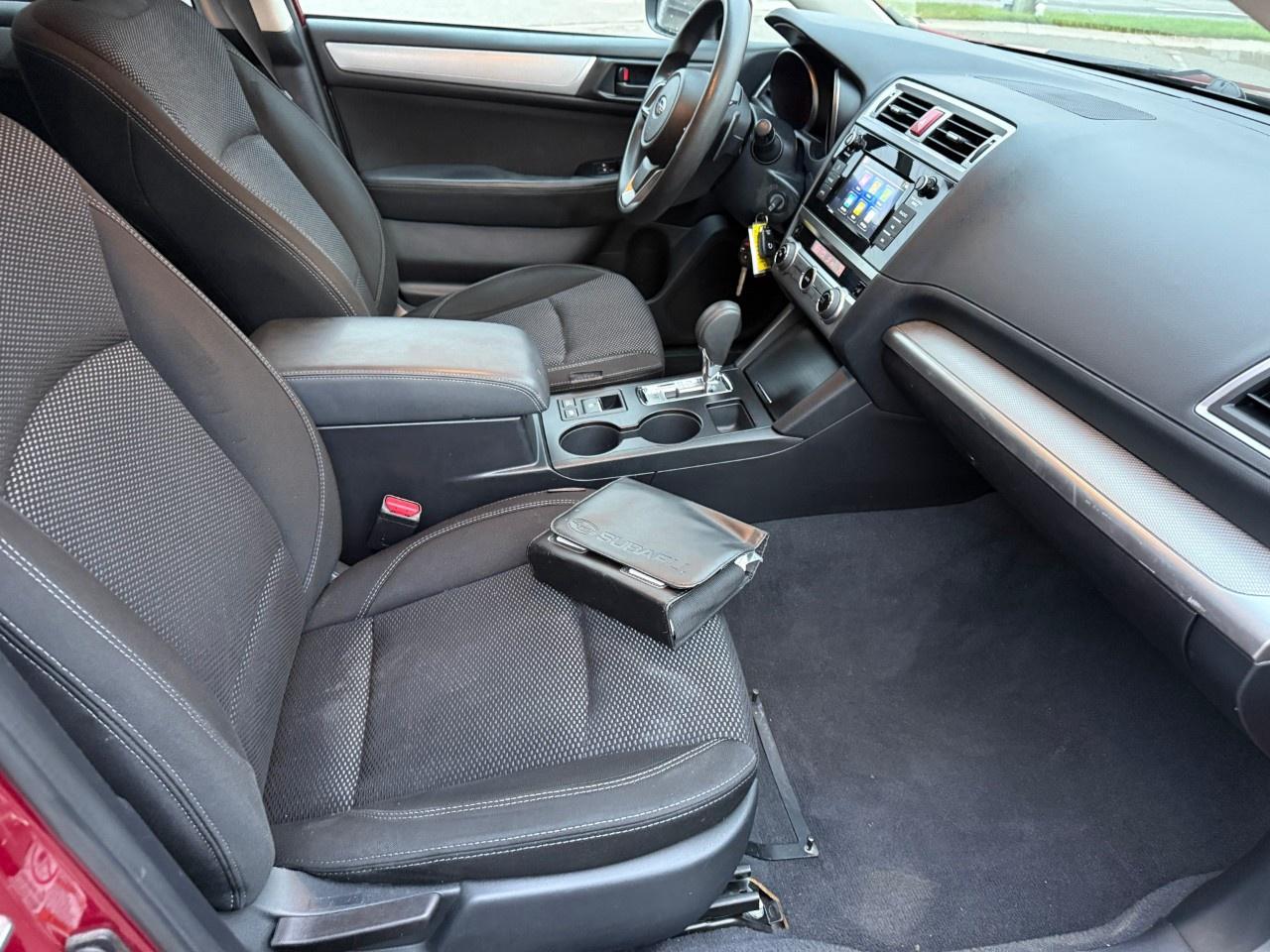 2018 Subaru Outback 2.5i Photo