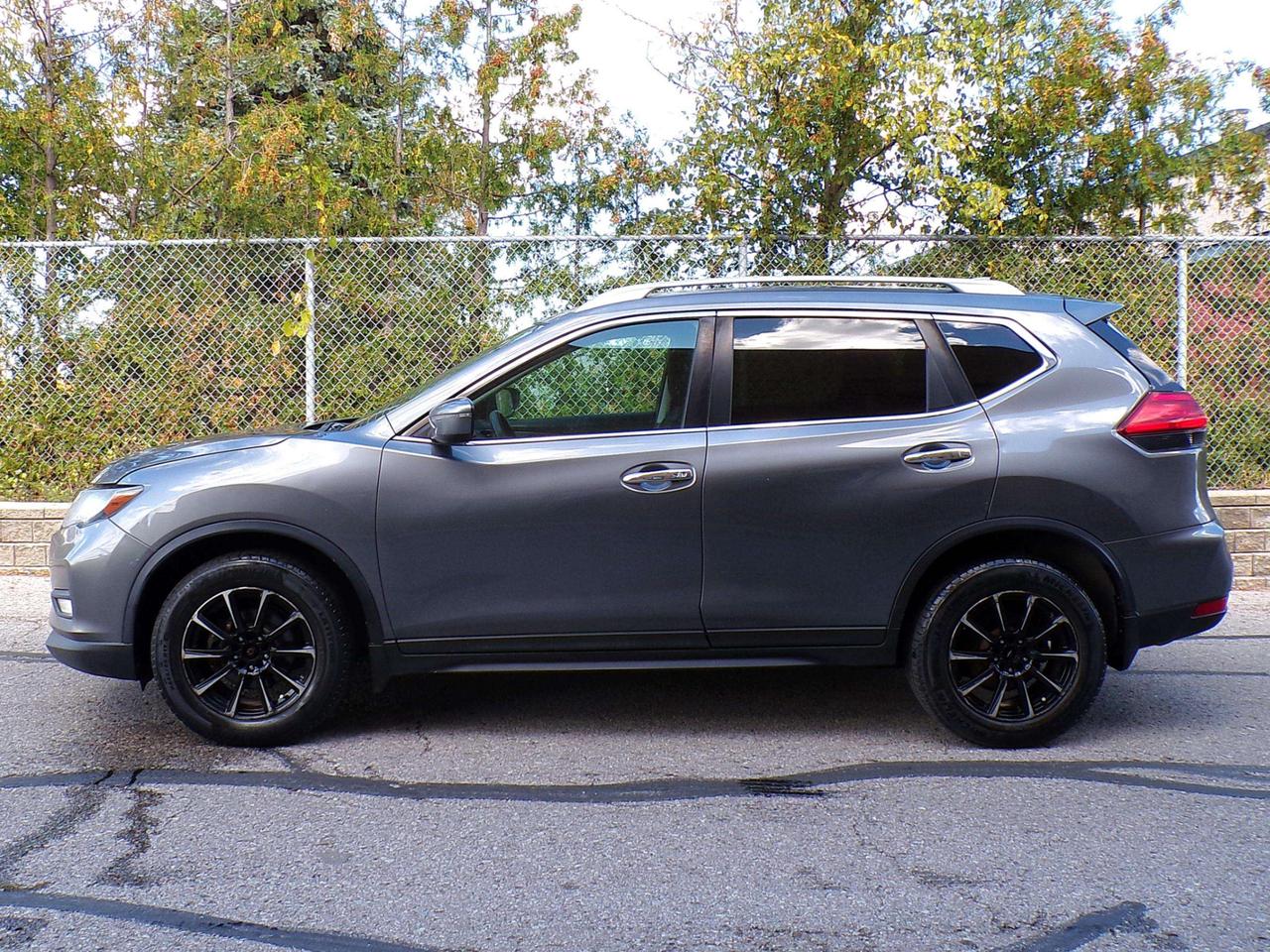 2017 Nissan Rogue SV AWD BSM CAMERA HEATED SEATS USB/AUX B.T. Photo