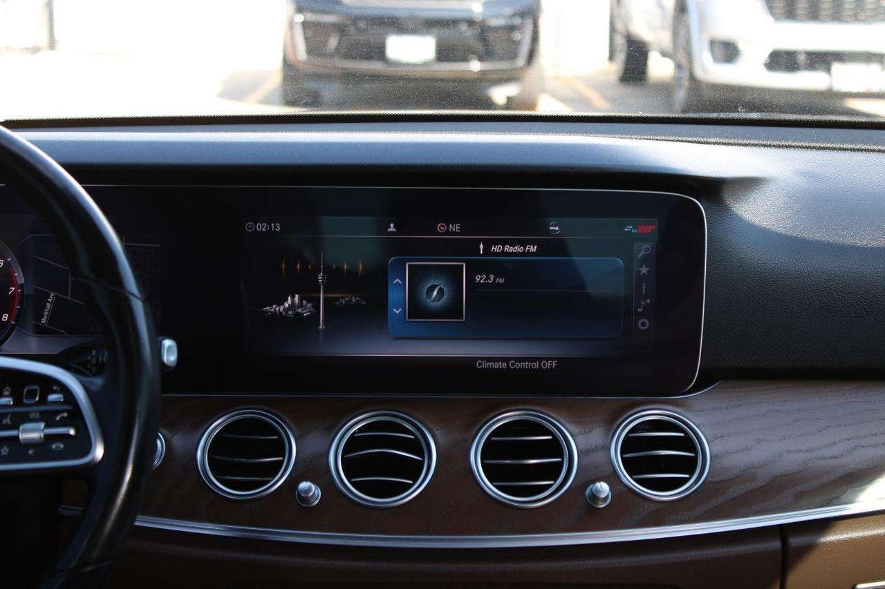 2019 Mercedes-Benz Others Sport  Gps Moonroof ReverseCamera ParkingSensors D Photo