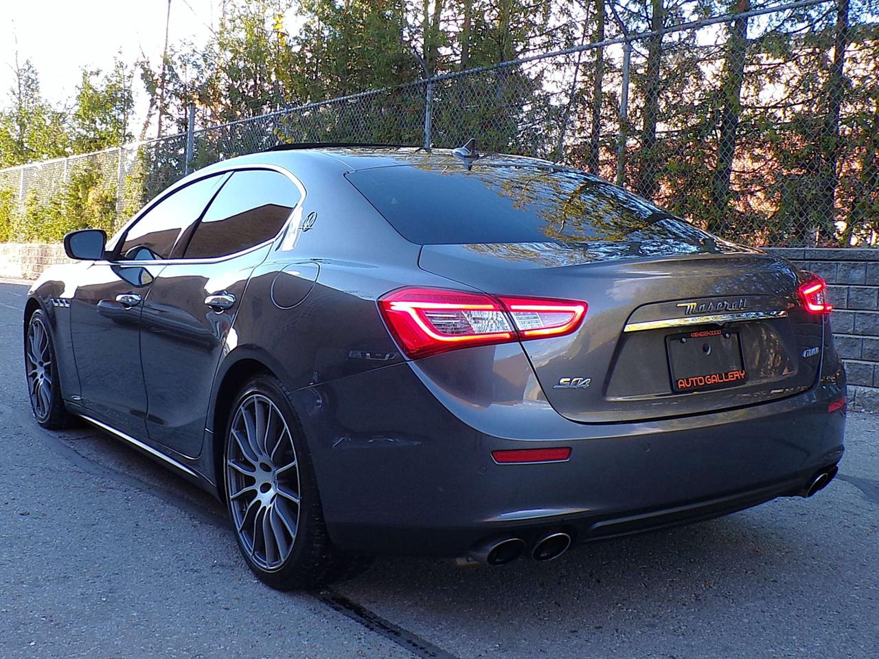 2017 Maserati Ghibli SQ4 BSA NAVI CAMERA SUNROOF H/C SEATS H. STEERING Photo