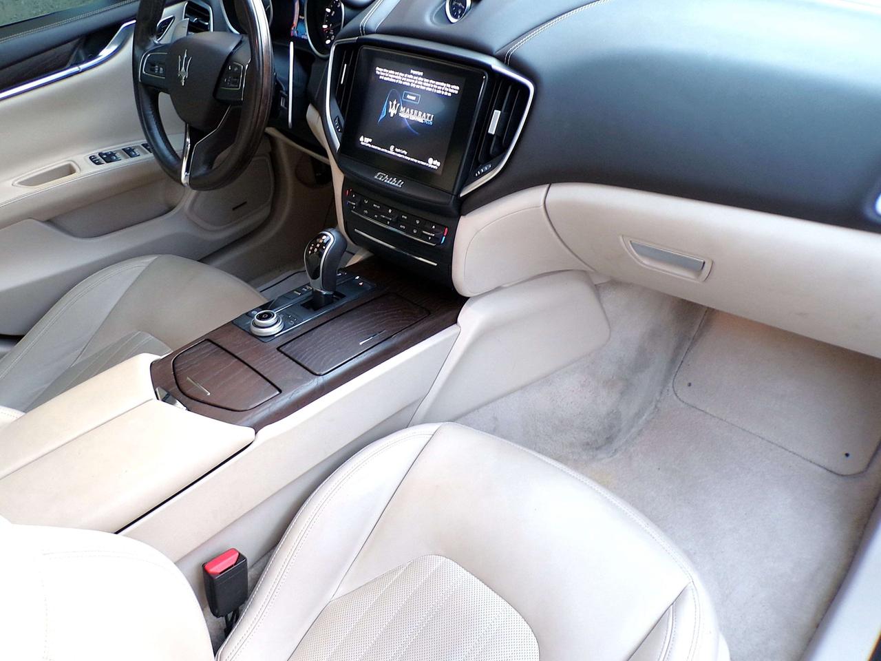 2017 Maserati Ghibli SQ4 BSA NAVI CAMERA SUNROOF H/C SEATS H. STEERING Photo