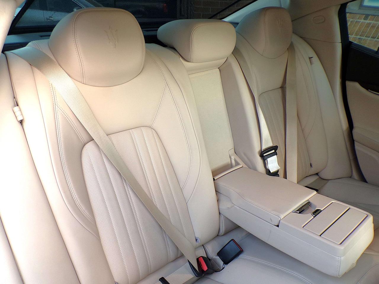 2017 Maserati Ghibli SQ4 BSA NAVI CAMERA SUNROOF H/C SEATS H. STEERING Photo