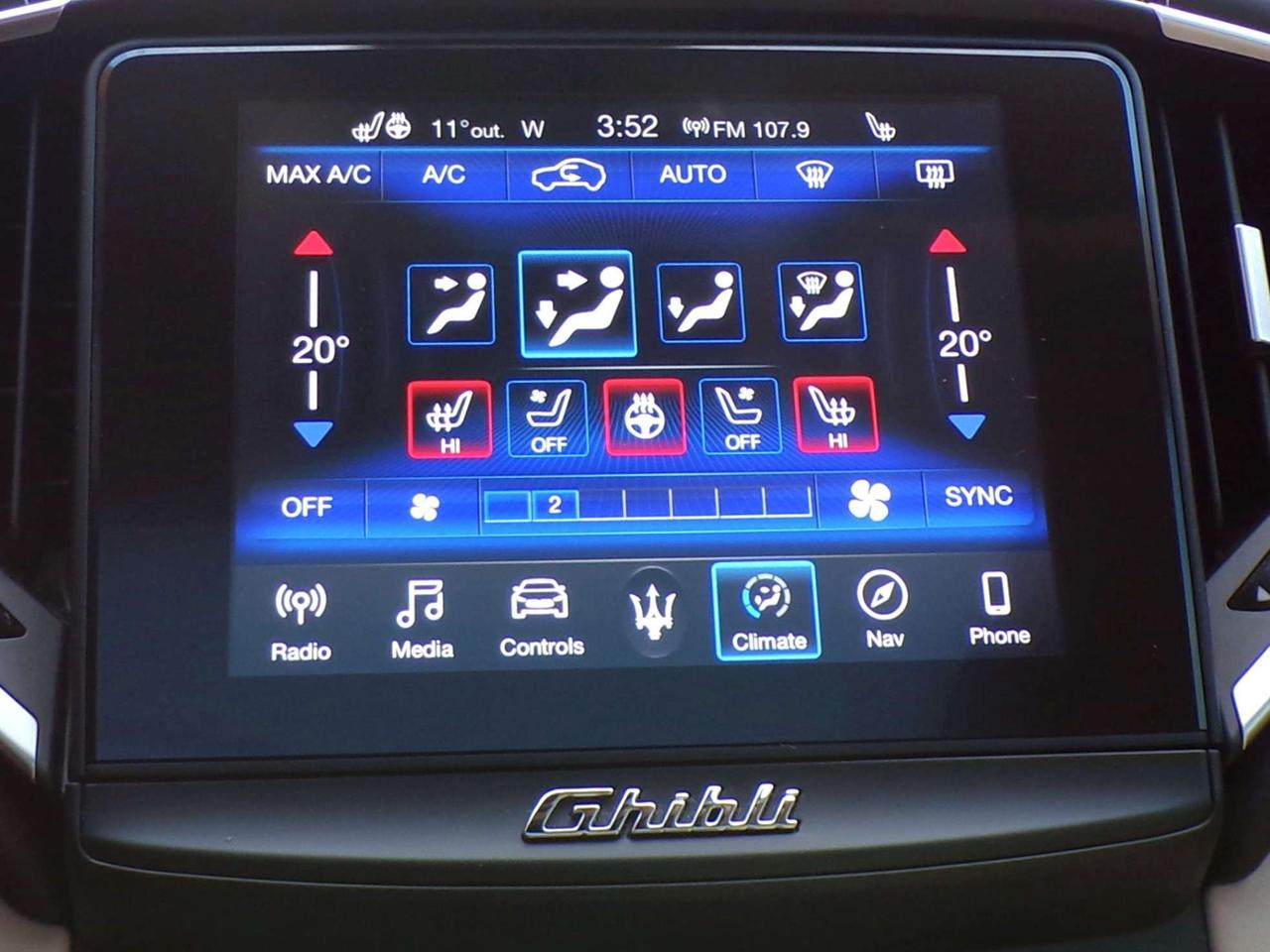 2017 Maserati Ghibli SQ4 BSA NAVI CAMERA SUNROOF H/C SEATS H. STEERING Photo