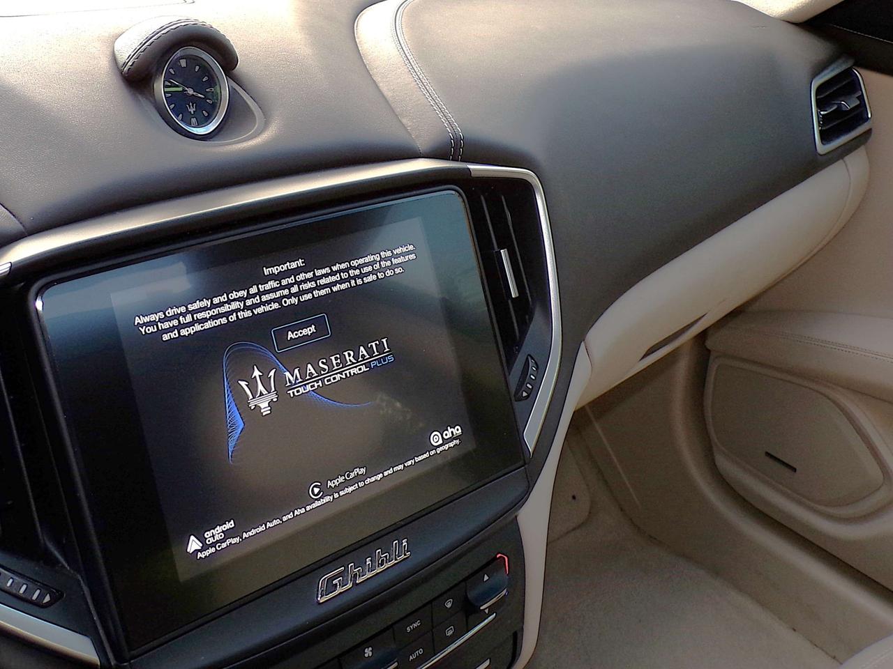 2017 Maserati Ghibli SQ4 BSA NAVI CAMERA SUNROOF H/C SEATS H. STEERING Photo