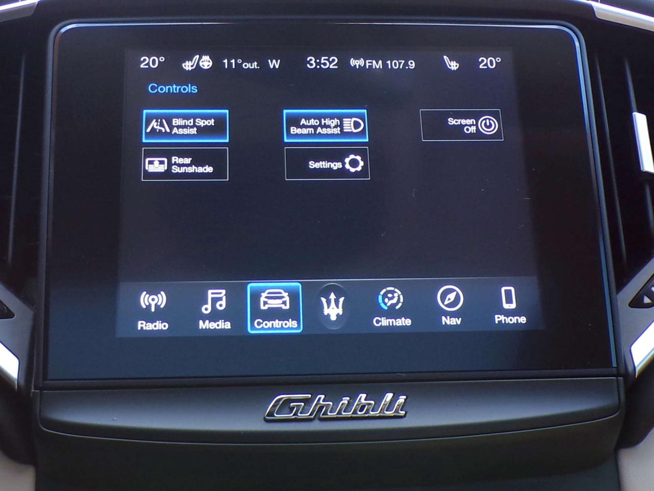 2017 Maserati Ghibli SQ4 BSA NAVI CAMERA SUNROOF H/C SEATS H. STEERING Photo