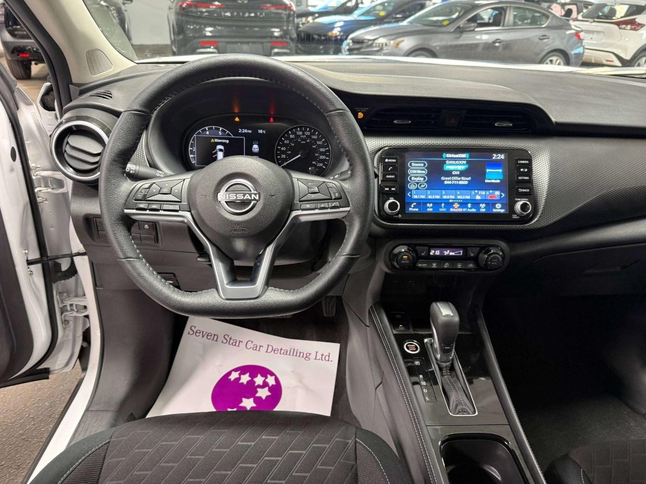 2025 Nissan Kicks Play SV FWD Photo