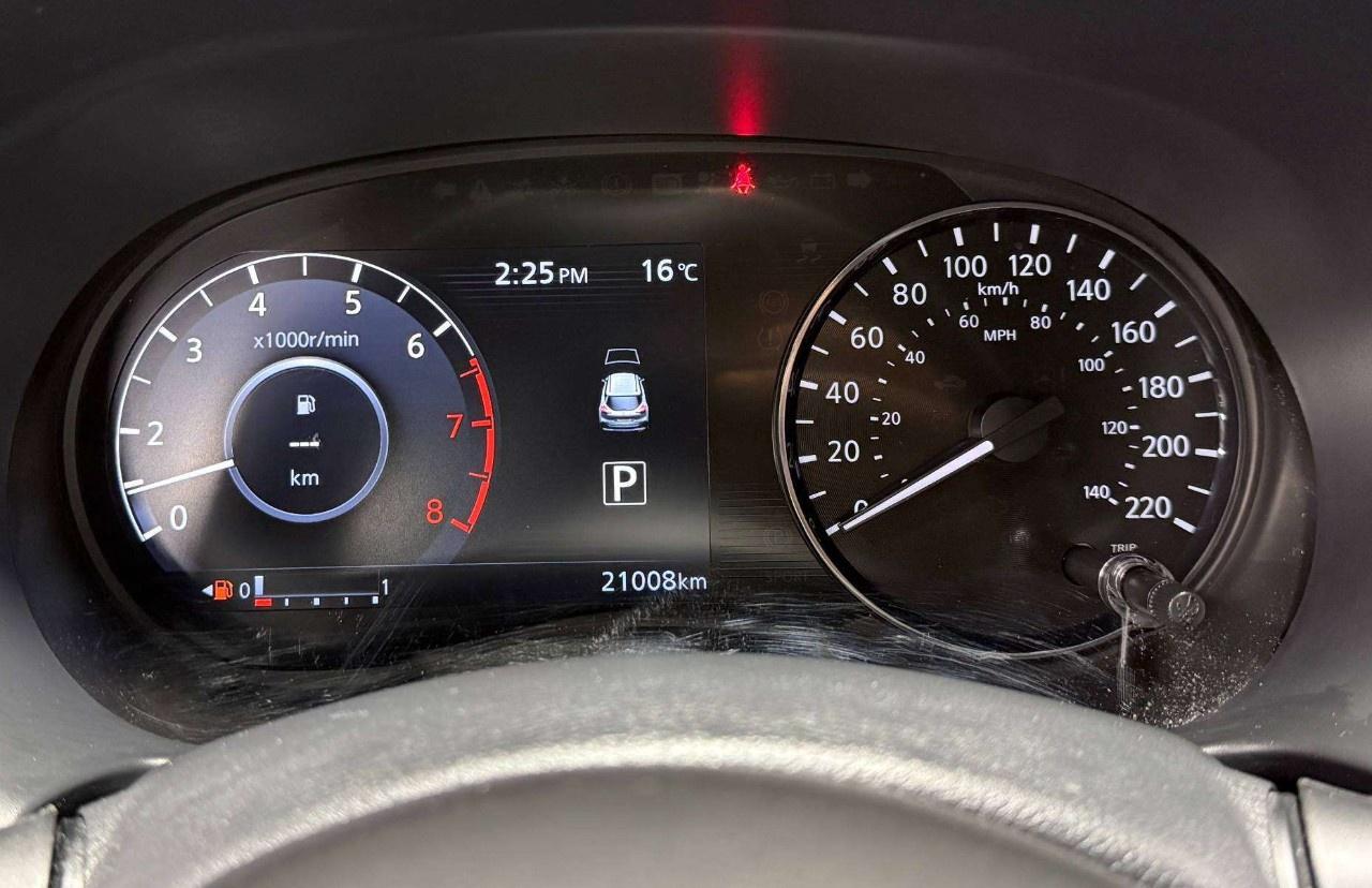 2025 Nissan Kicks Play SV FWD Photo