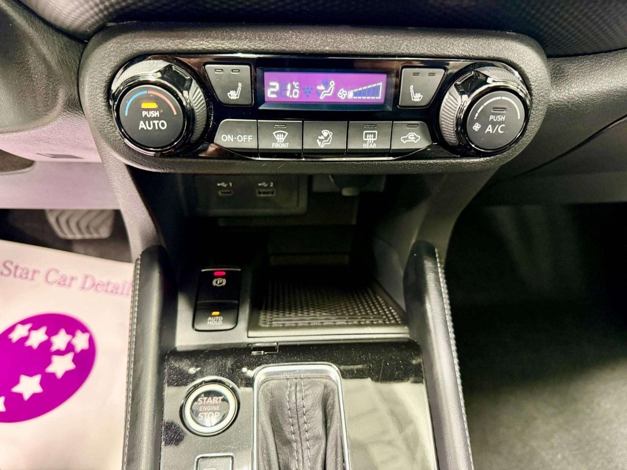 2025 Nissan Kicks Play SV FWD Photo