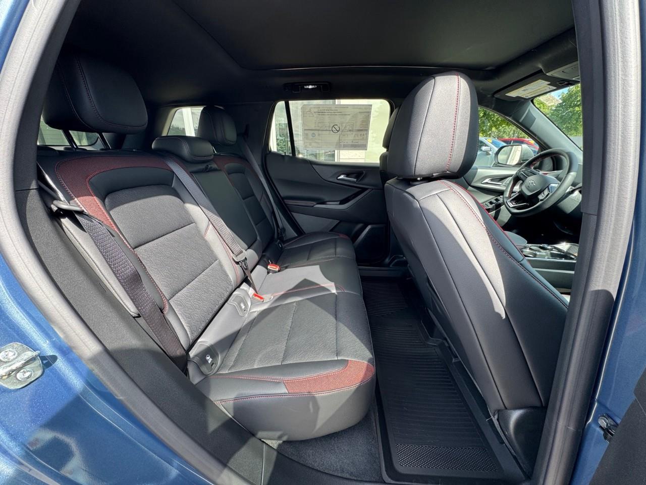 2027 Chevrolet Equinox RS 4dr All-Wheel Drive Photo