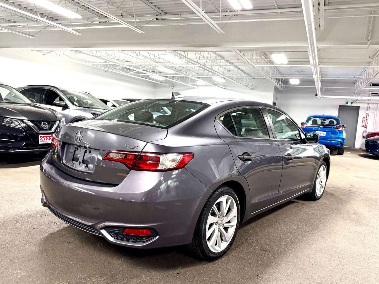2018 Acura ILX Premium Sedan Photo