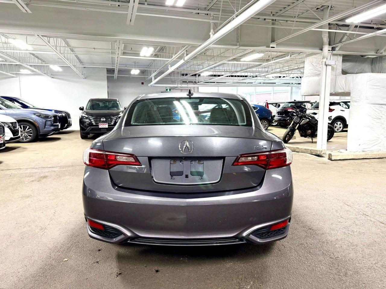 2018 Acura ILX Premium Sedan Photo