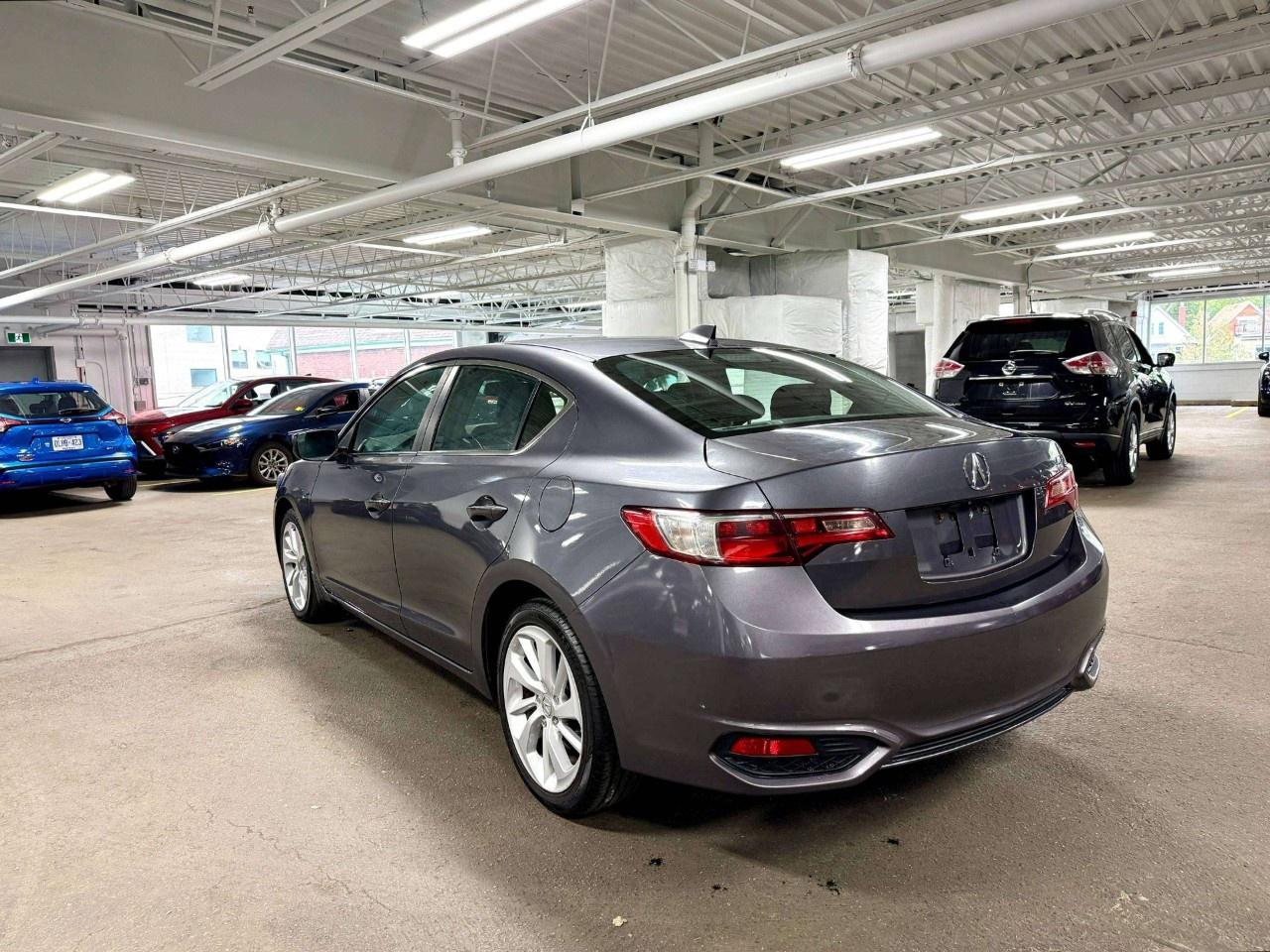 2018 Acura ILX Premium Sedan Photo