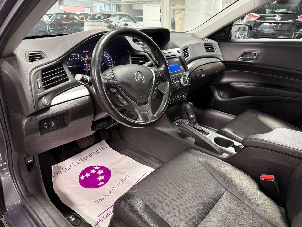 2018 Acura ILX Premium Sedan Photo