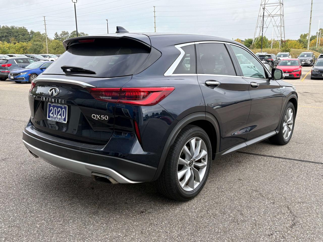 2020 Infiniti QX50 ESSENTIAL Photo3