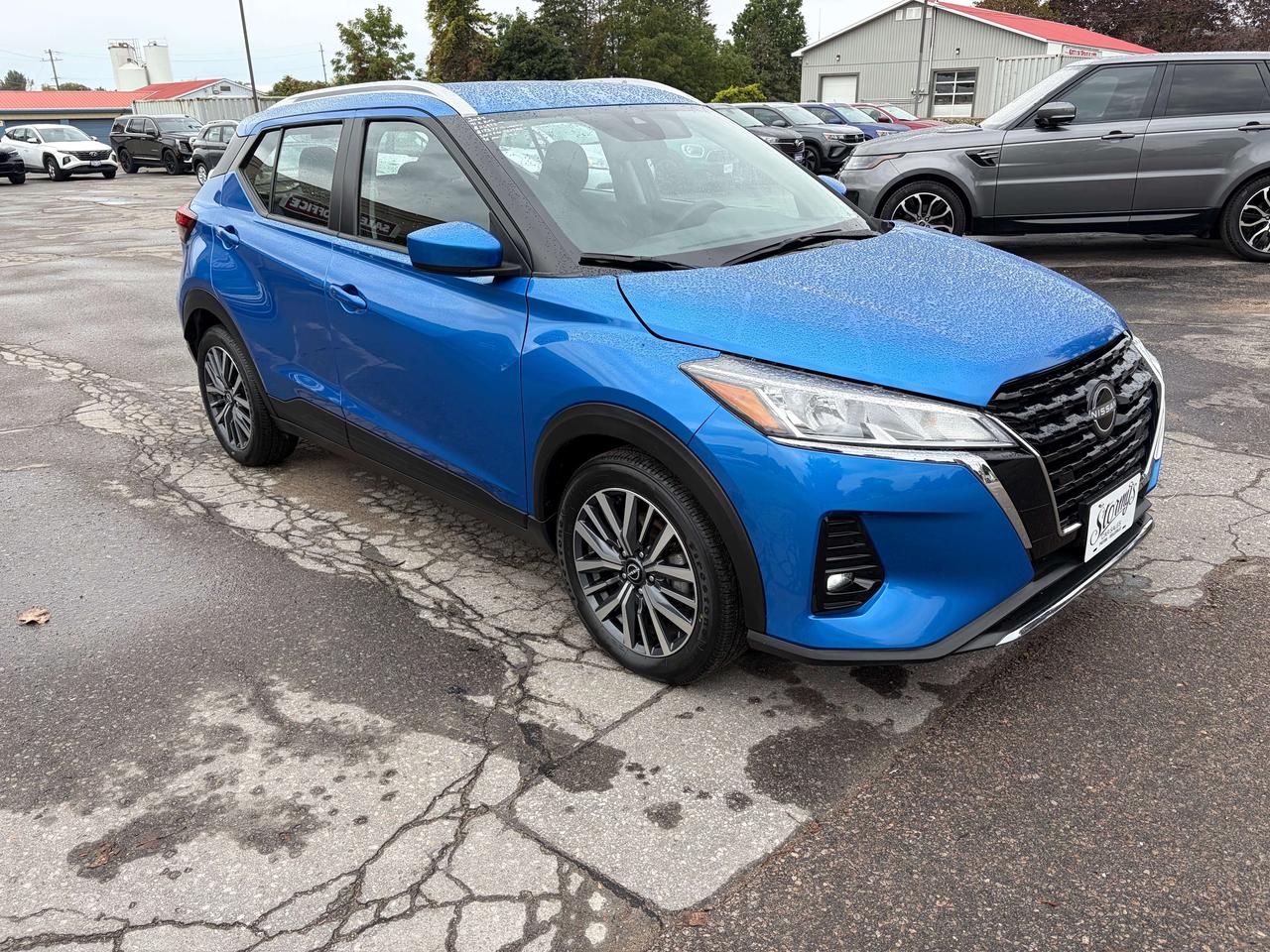 2025 Nissan Kicks SV/HEATED SEATS/BACK UP CAM/CALL PICTON Photo