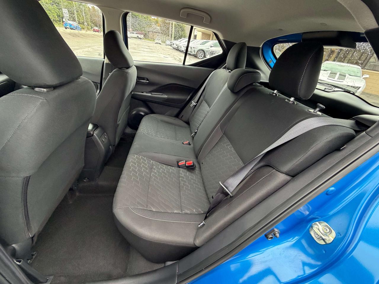 2025 Nissan Kicks SV/HEATED SEATS/BACK UP CAM/CALL PICTON Photo