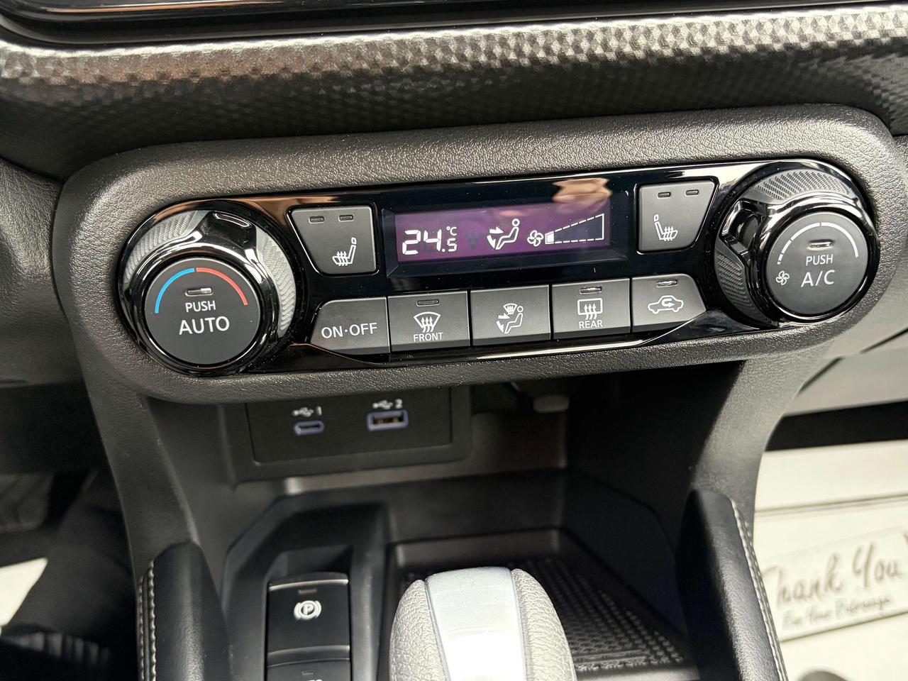 2025 Nissan Kicks SV/HEATED SEATS/BACK UP CAM/CALL PICTON Photo