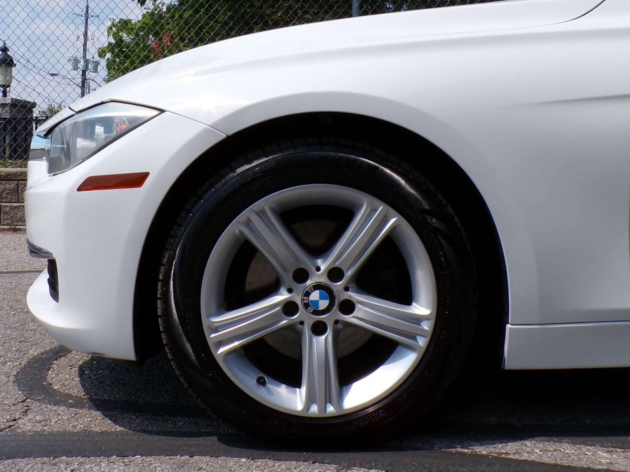 2015 BMW 3 Series 320i X-DRIVE SPORT NAVI CAMERA H. SEATS & STEERING B.T. Photo