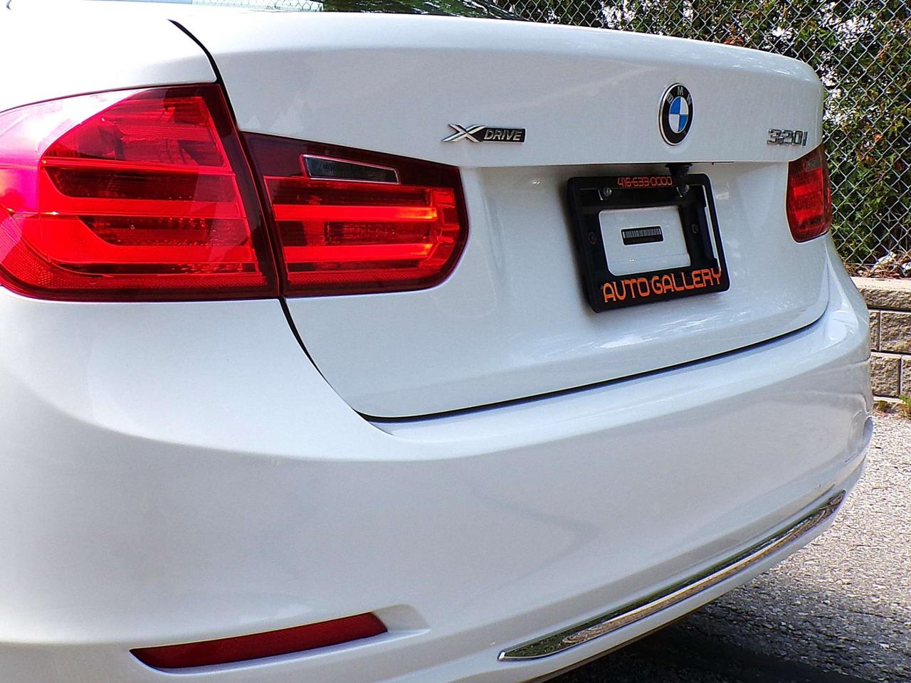 2015 BMW 3 Series 320i X-DRIVE SPORT NAVI CAMERA H. SEATS & STEERING B.T. Photo