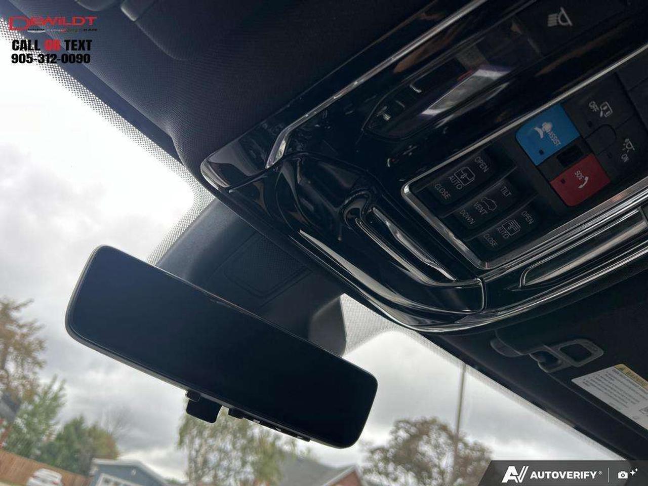 2024 Jeep Grand Cherokee OVERLAND   LUX TECH GRP   ADV PROTECH GRP Photo