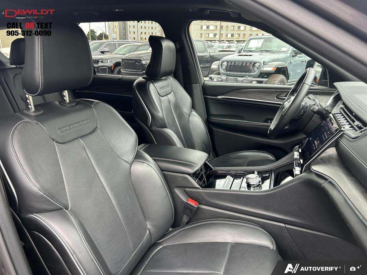 2024 Jeep Grand Cherokee OVERLAND   LUX TECH GRP   ADV PROTECH GRP Photo