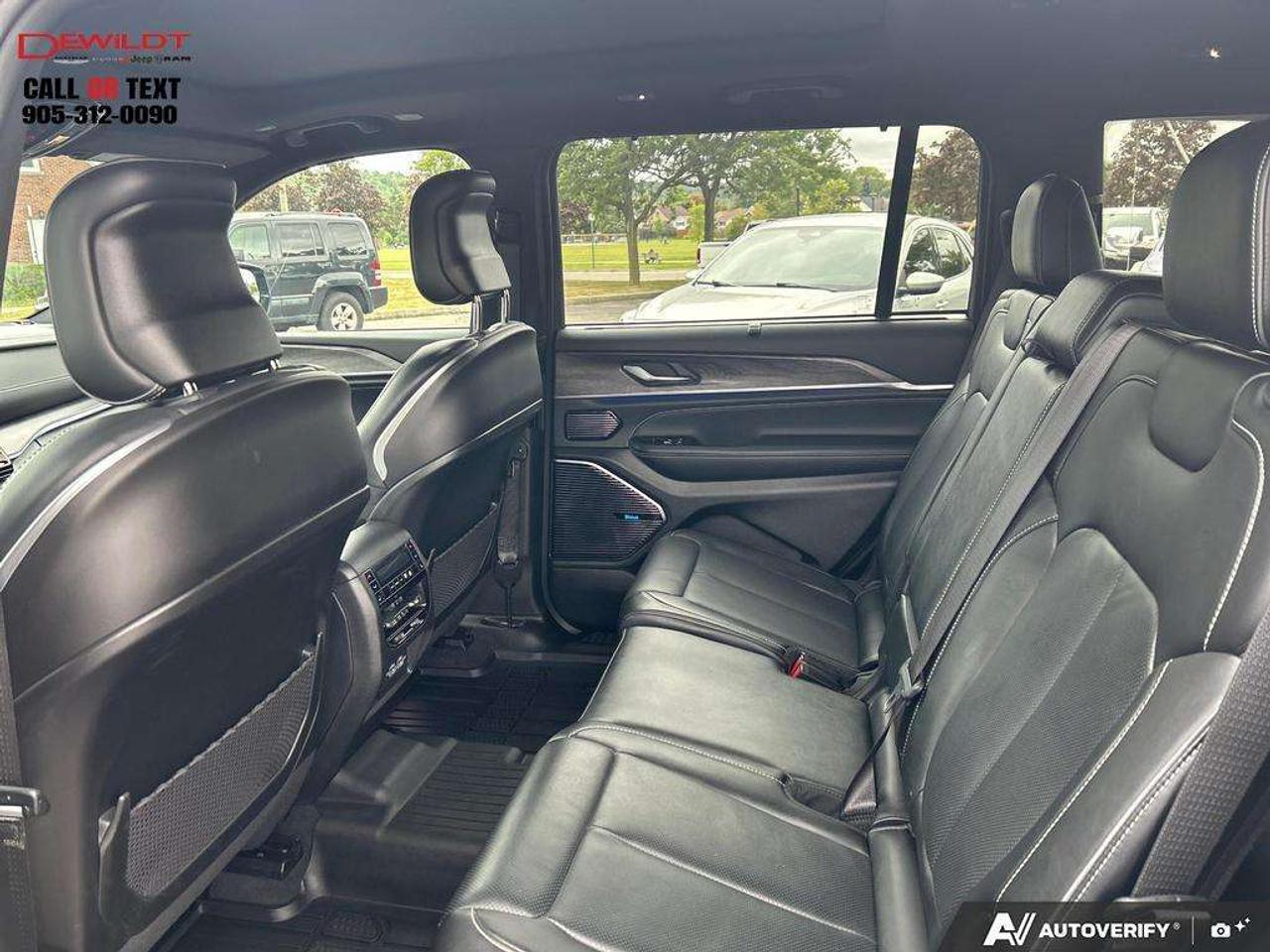 2024 Jeep Grand Cherokee OVERLAND   LUX TECH GRP   ADV PROTECH GRP Photo