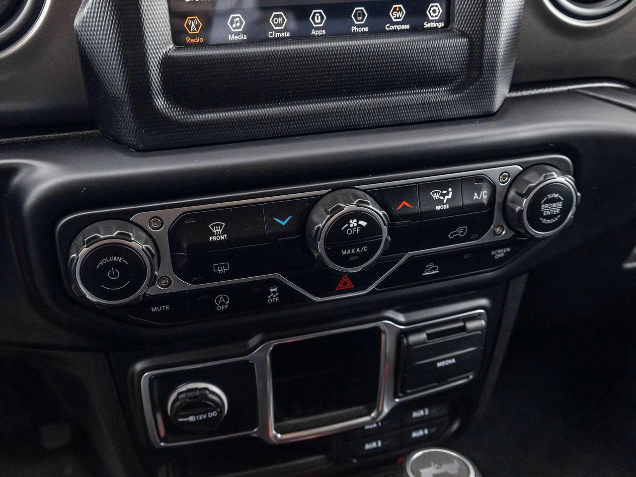 2023 Jeep Wrangler SPORT   LOW KMS Photo