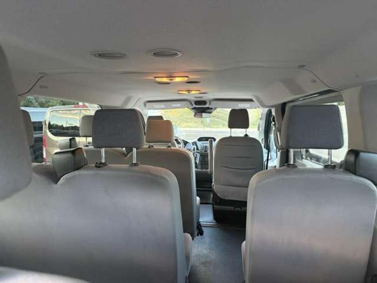 2019 Ford Transit Passenger Wagon 10 passenger, 77,000 Kms Photo