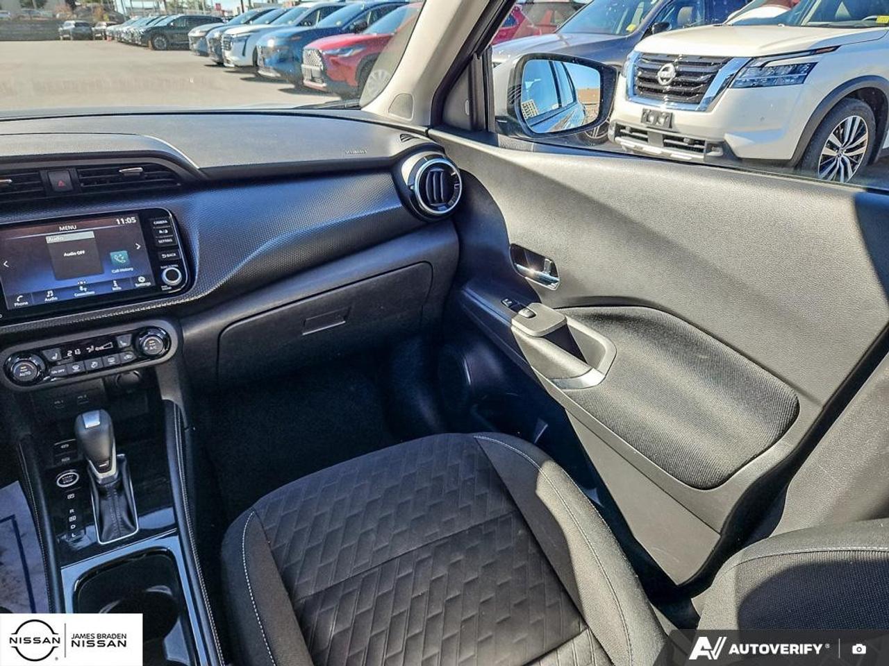 2024 Nissan Kicks SV FWD Photo