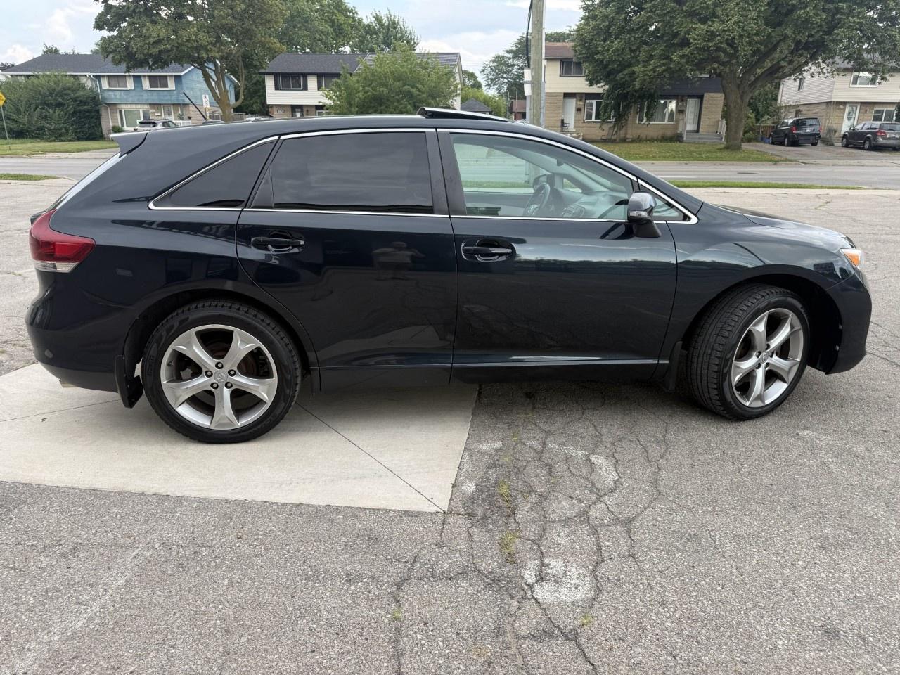 2013 Toyota Venza 4DR WGN V6 AWD Photo