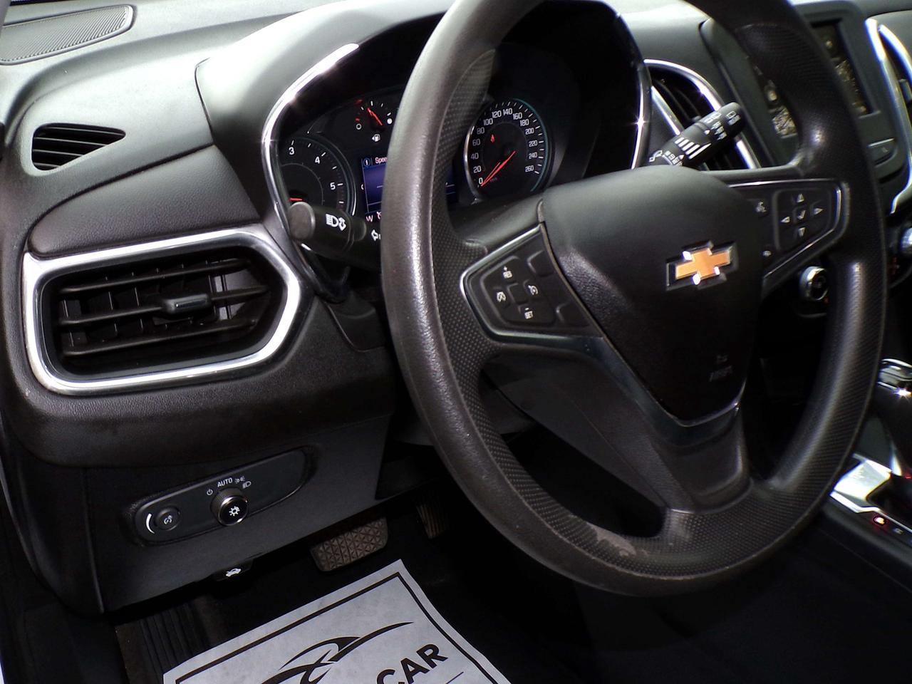 2019 Chevrolet Equinox LT w/3LT AWD DIESEL APPLE CARPLAY CAMERA HEATED SEATS B.T. Photo