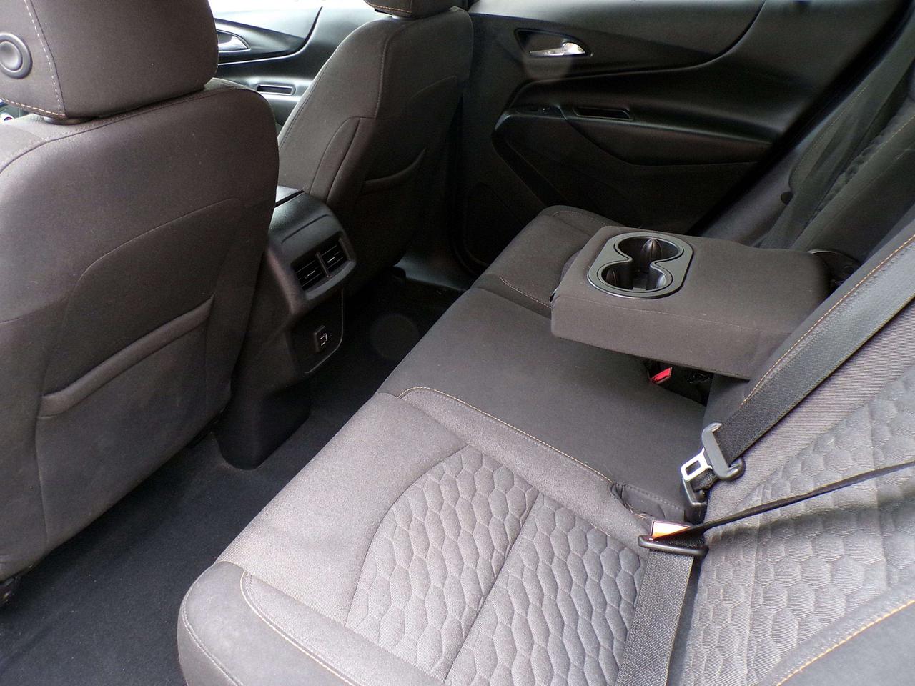 2019 Chevrolet Equinox LT w/3LT AWD DIESEL APPLE CARPLAY CAMERA HEATED SEATS B.T. Photo